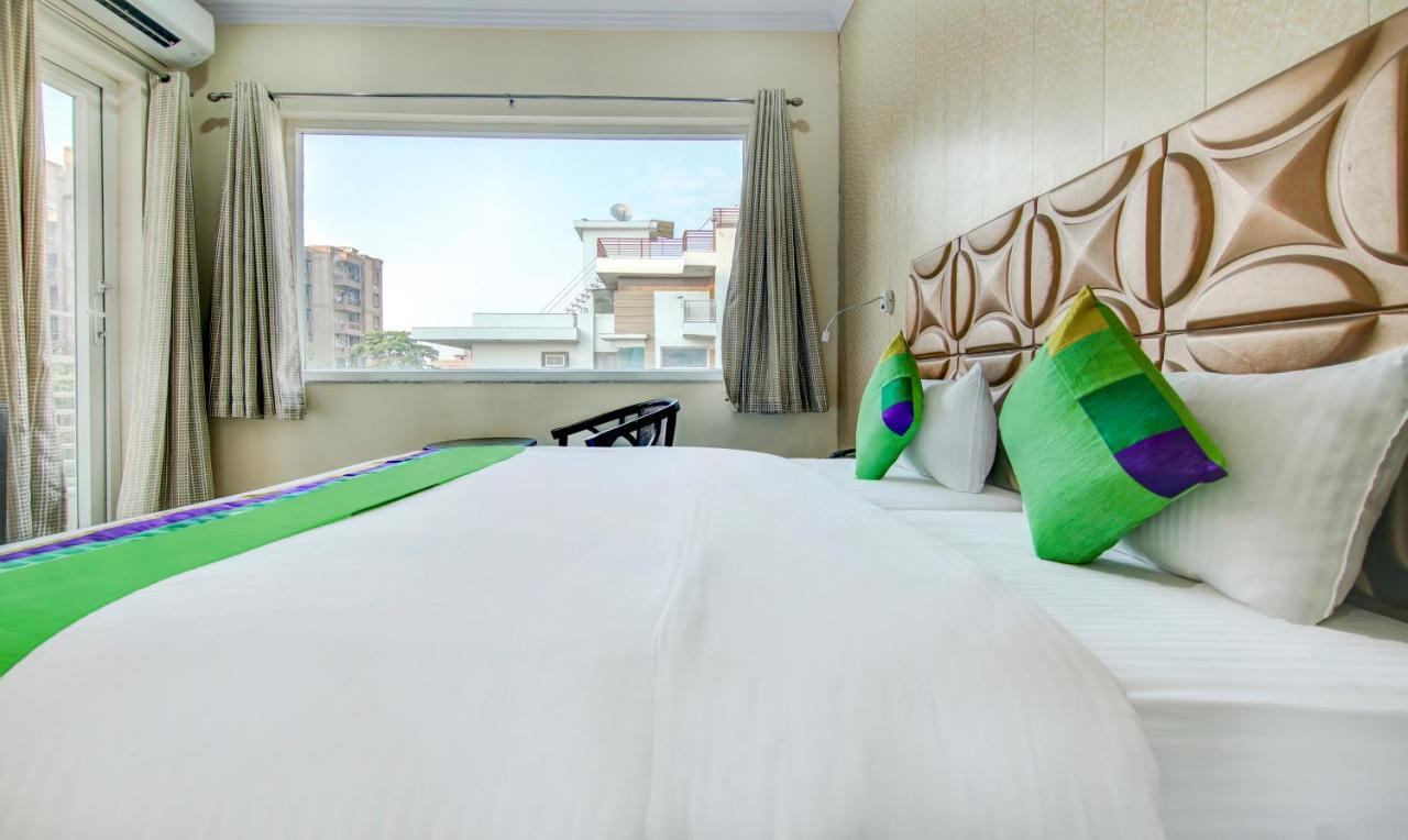 Treebo Trend Blooms Premium Gurgaon Exterior foto